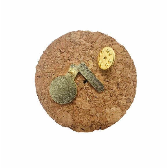 ⭐Science Themed Enamel Pin Broch Moon Stars Experiment Bottle Beaker Rainbow New - Picture 3 of 5